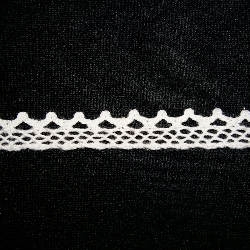 Кружево вязанное 10 мм арт. 804 (белый)